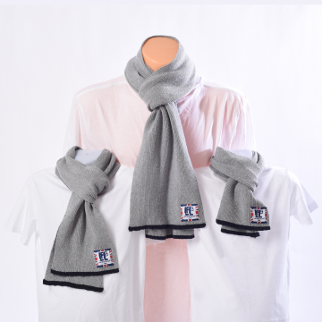 Image Of Scarf Sizes & Label Positions